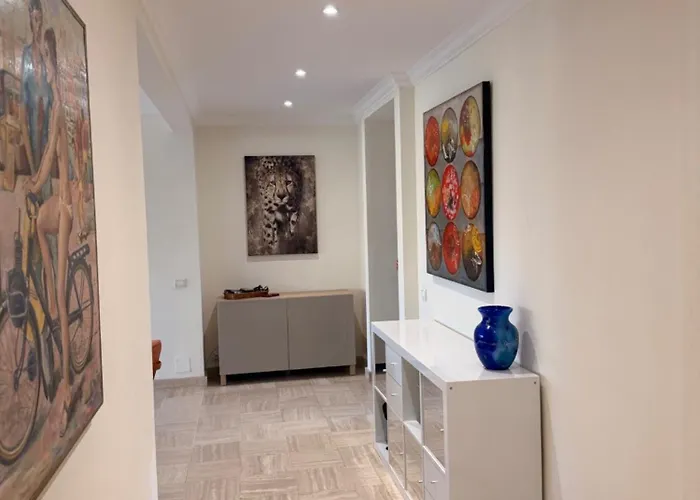 Apartment Belle Plage, Deux Proche