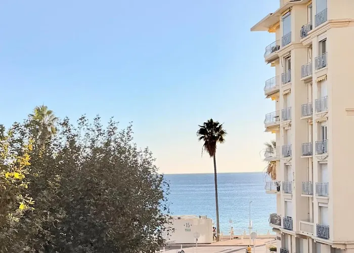 Belle Plage, Deux Proche Appartement